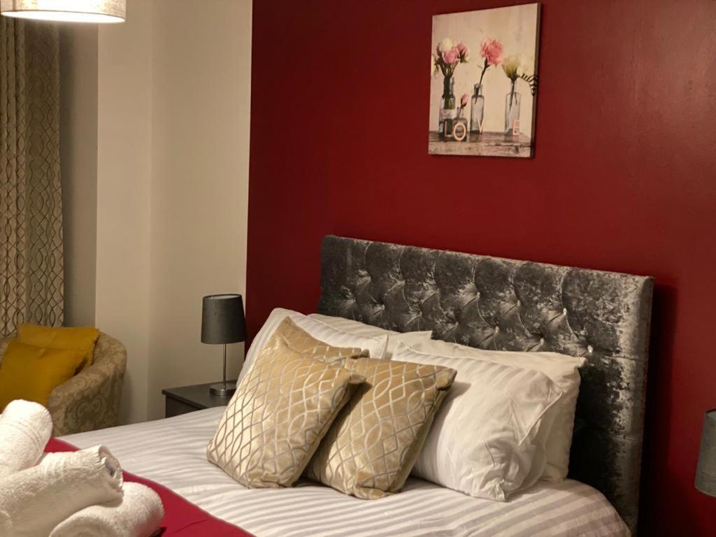 Spacious 1 Bed Relocation Apartment Free Parking, Brierley Hill Buitenkant foto