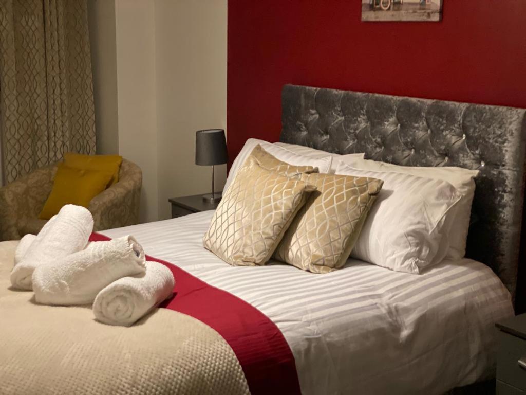 Spacious 1 Bed Relocation Apartment Free Parking, Brierley Hill Buitenkant foto